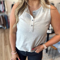 Bailey Button Tank