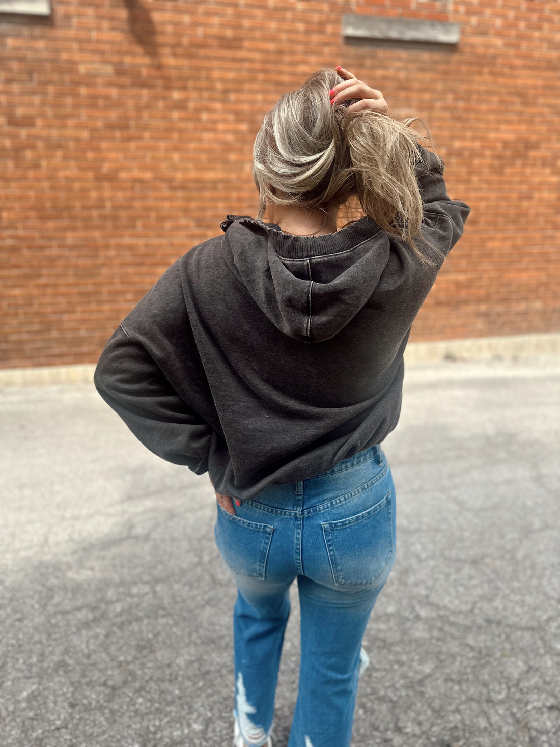 Leo Quarter Zip Hoodie