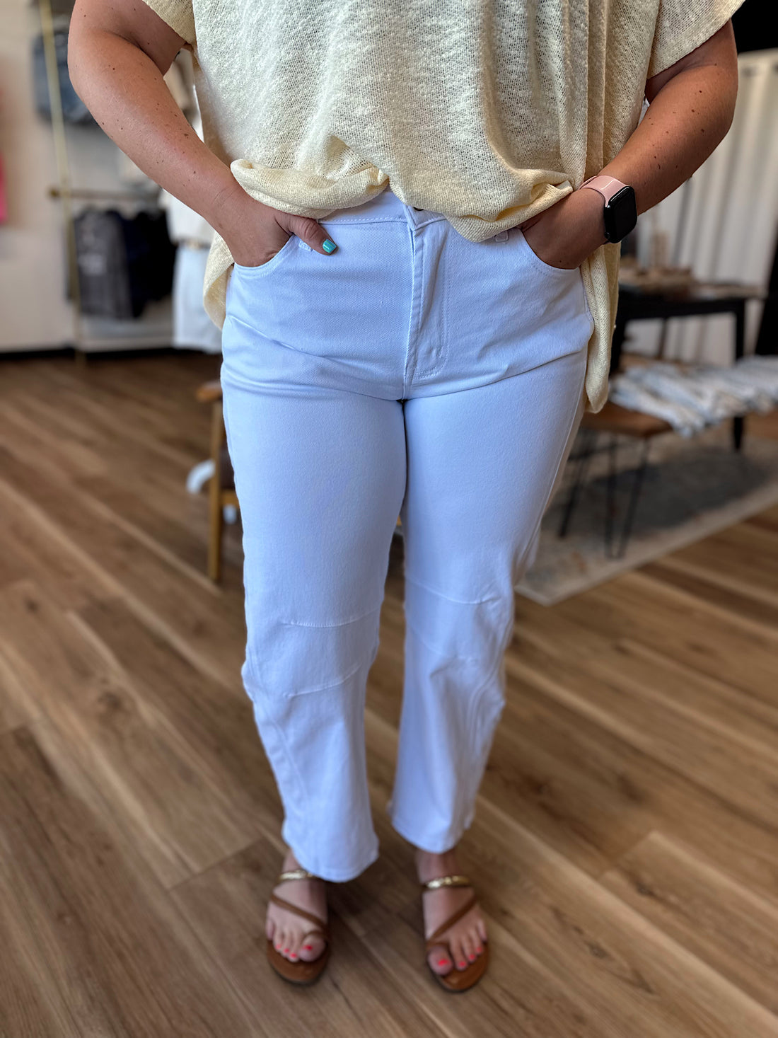 Laken White Barrel Jeans