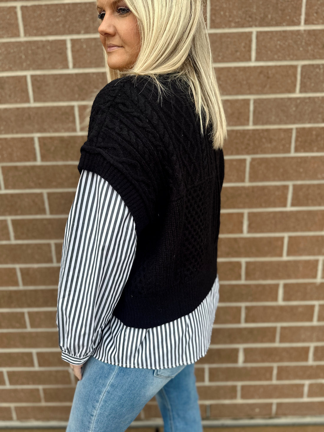 Tia Sweater Vest Button Up