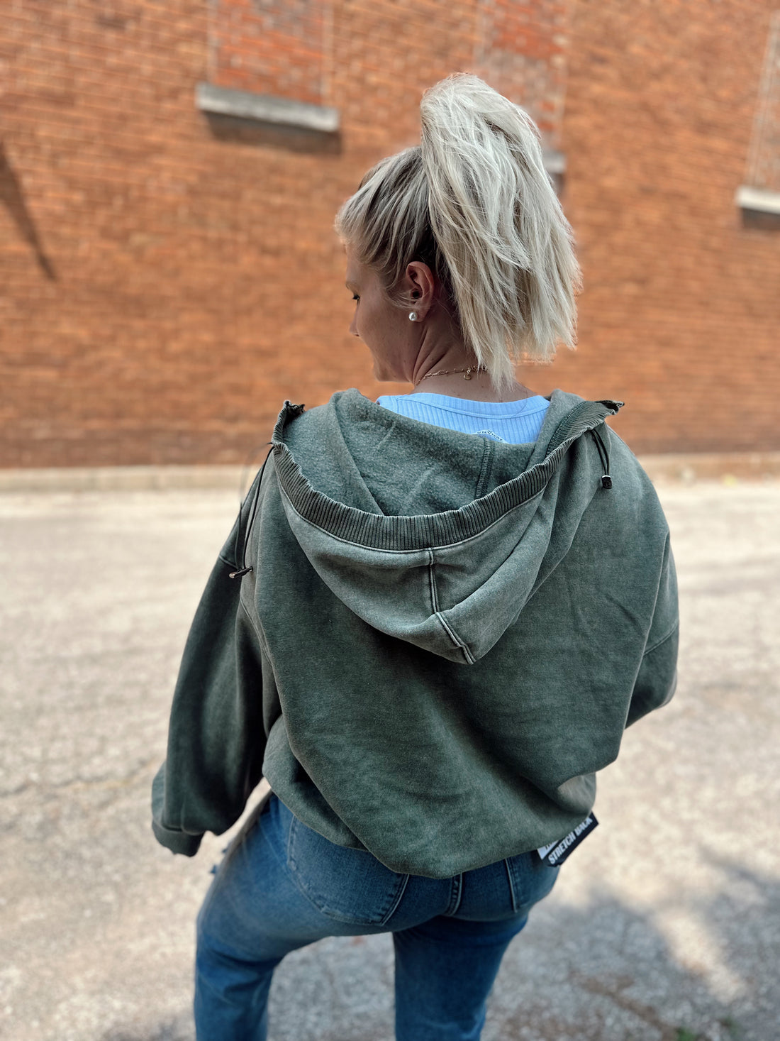 Leo Quarter Zip Hoodie
