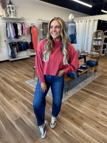 Taylor Oversized Crop Tee