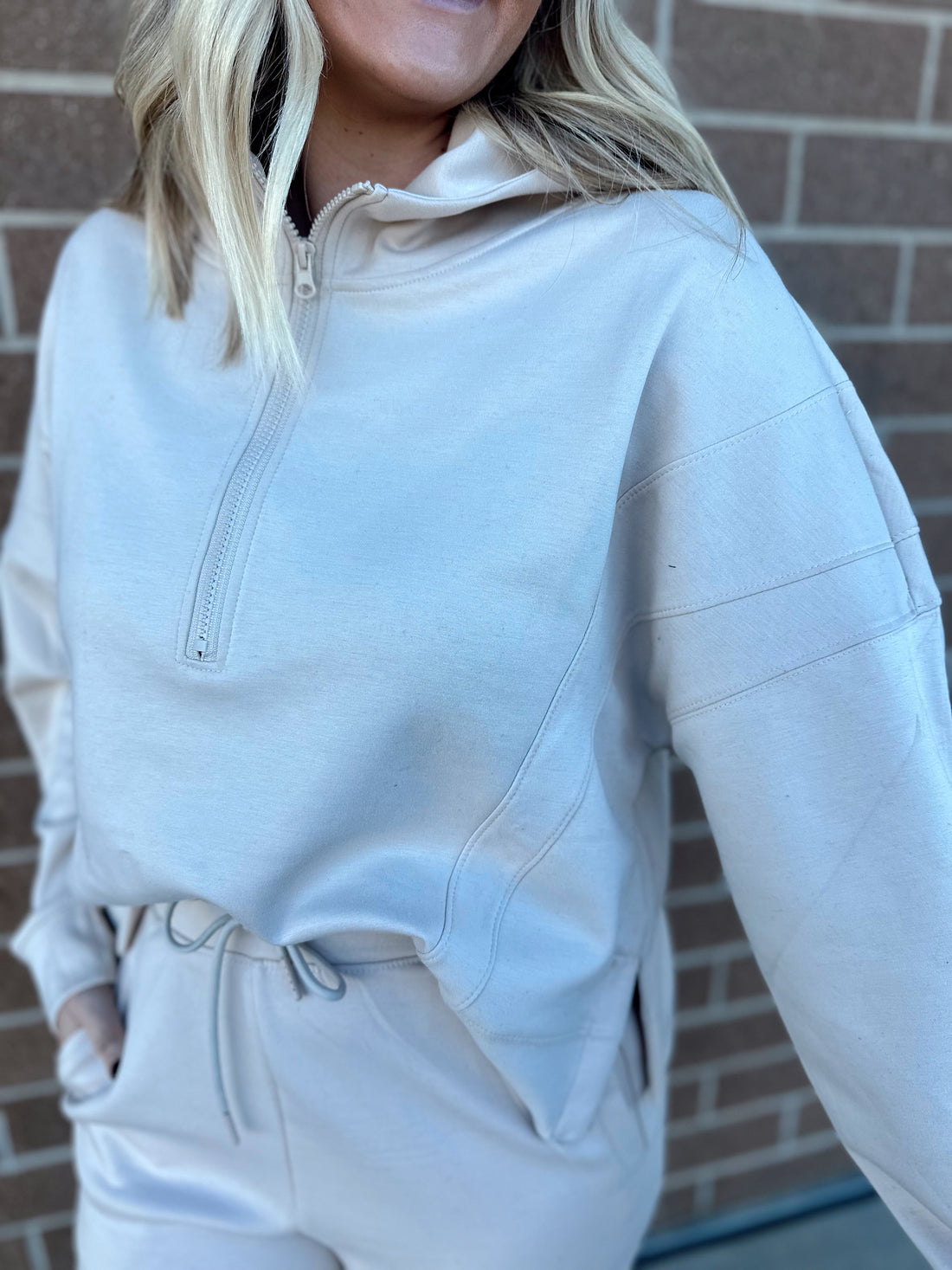 Olivia Beige Set