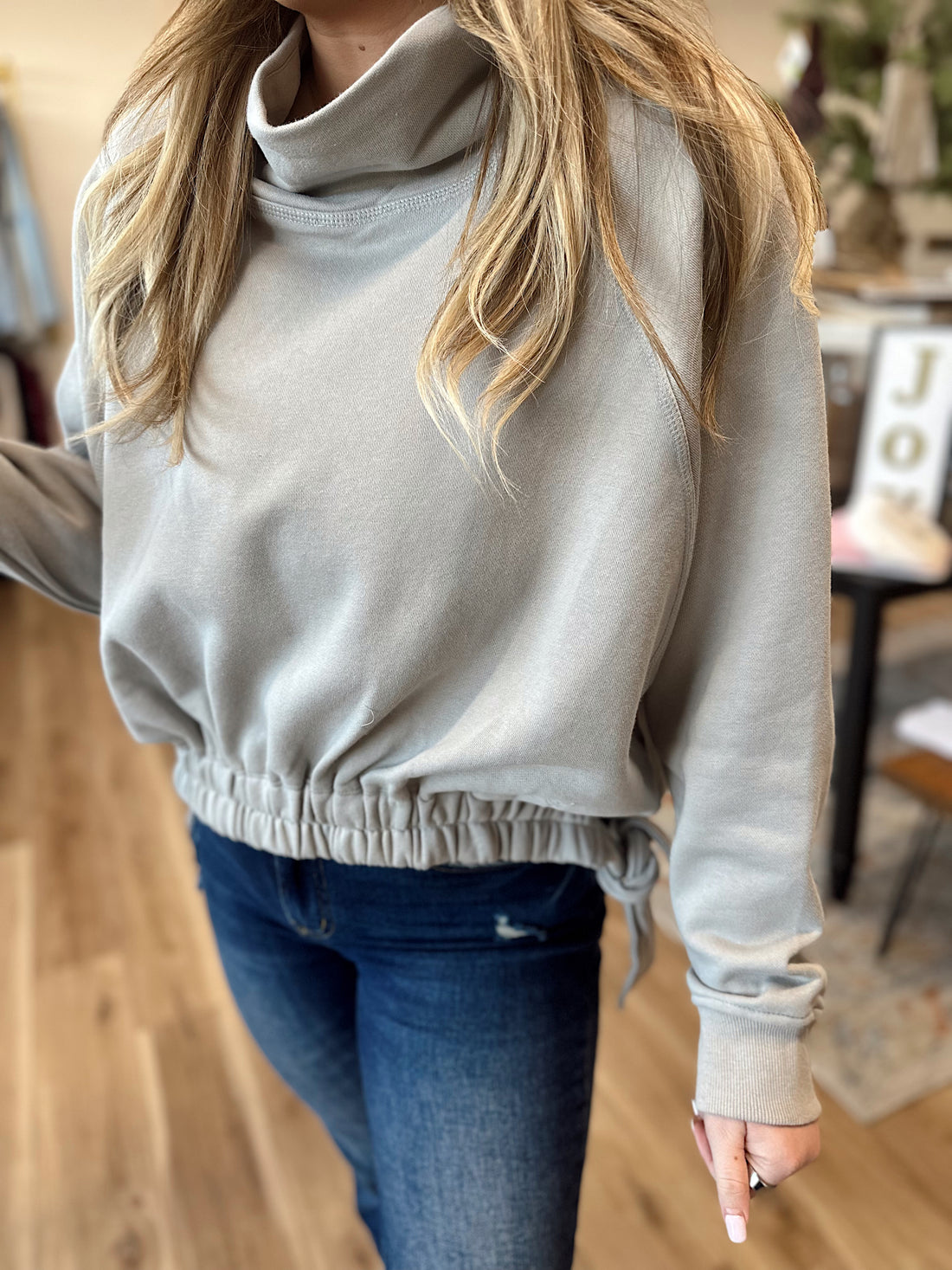 Tori Mock Neck Sweatshirt