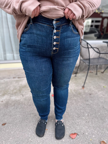 Curvy Korbyn Non Distress Skinny Jean