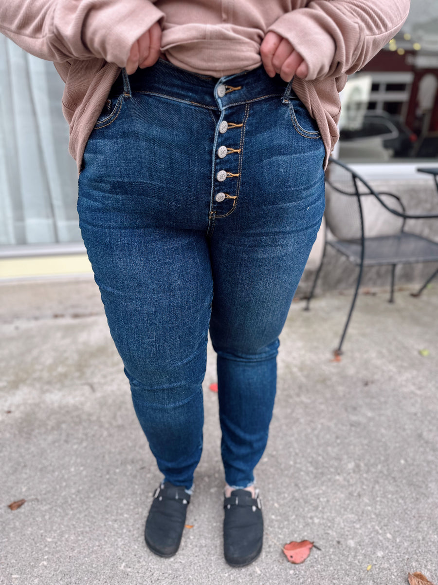 Curvy Korbyn Non Distress Skinny Jean