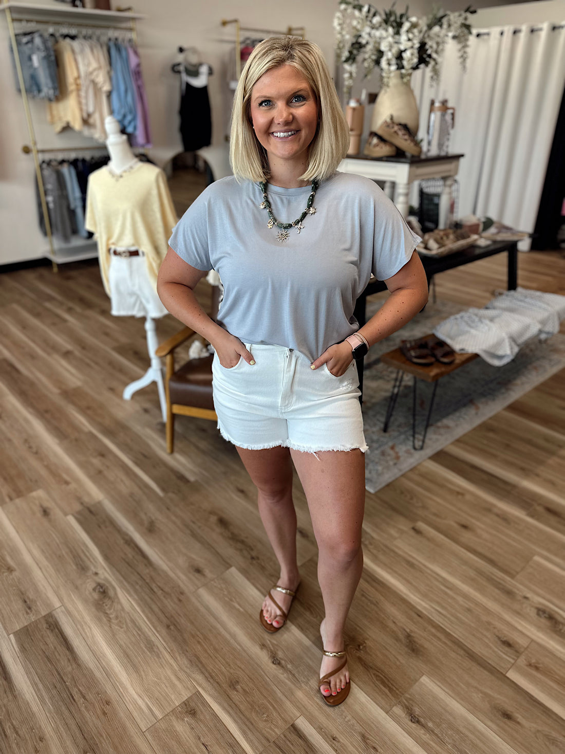 Sydney Round Neck Basic Tee
