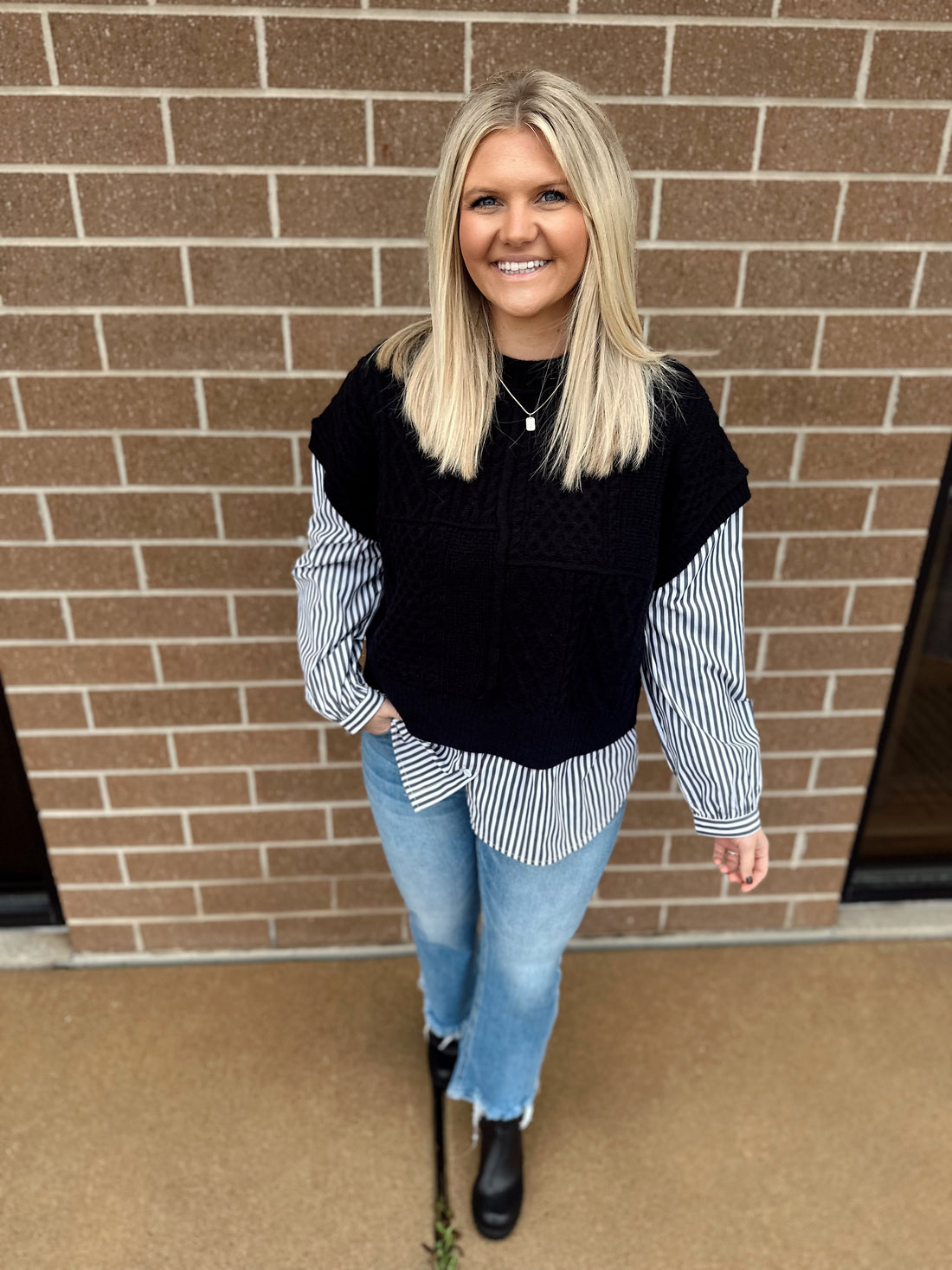 Tia Sweater Vest Button Up